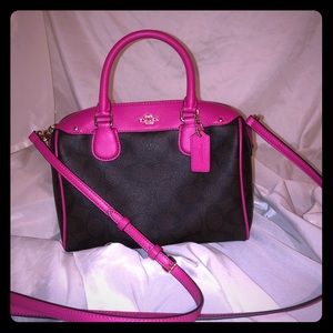 F36702 MINI BENNETT SATCHEL IN SIGNATURE